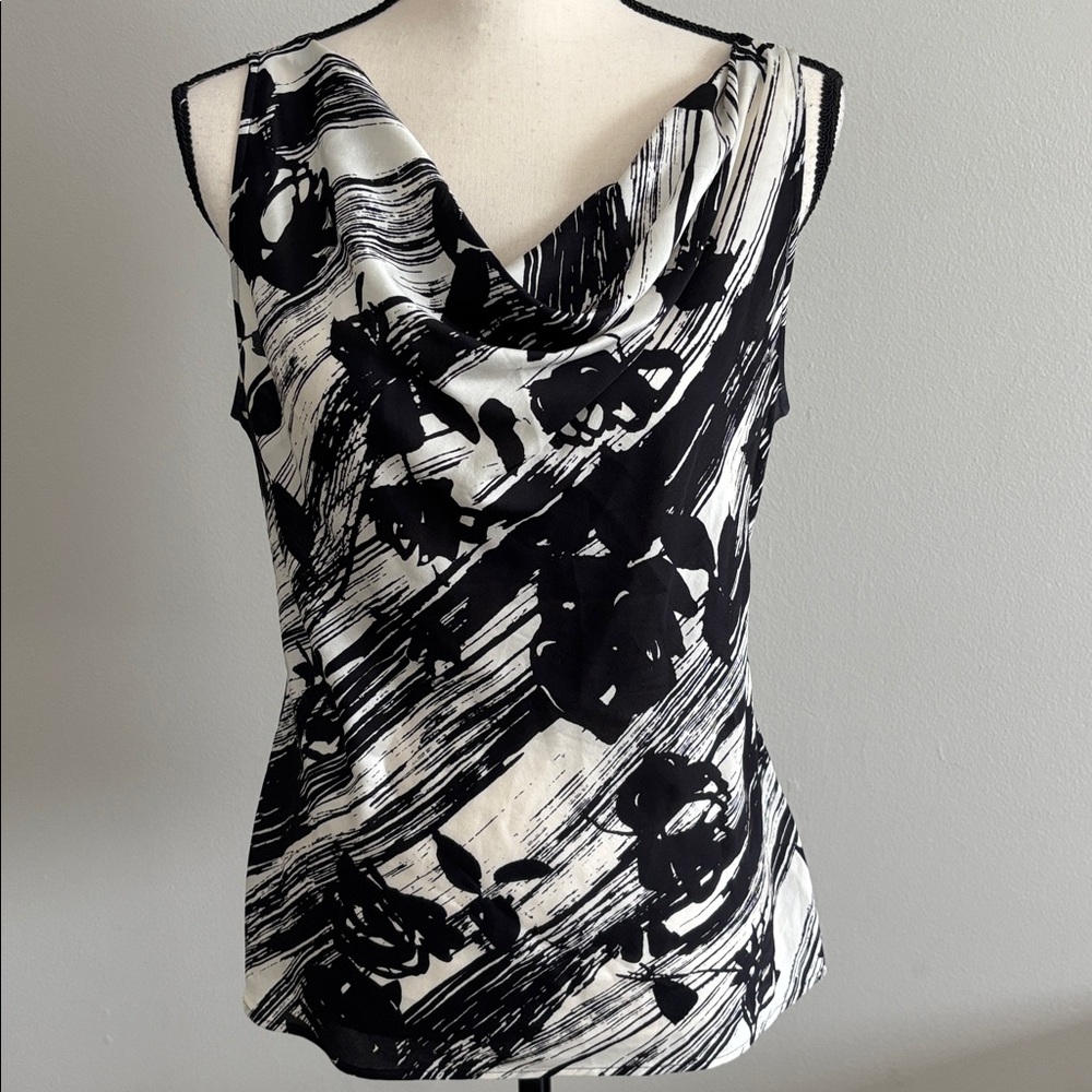 ST. JOHN 100% Silk Top, sz Medium